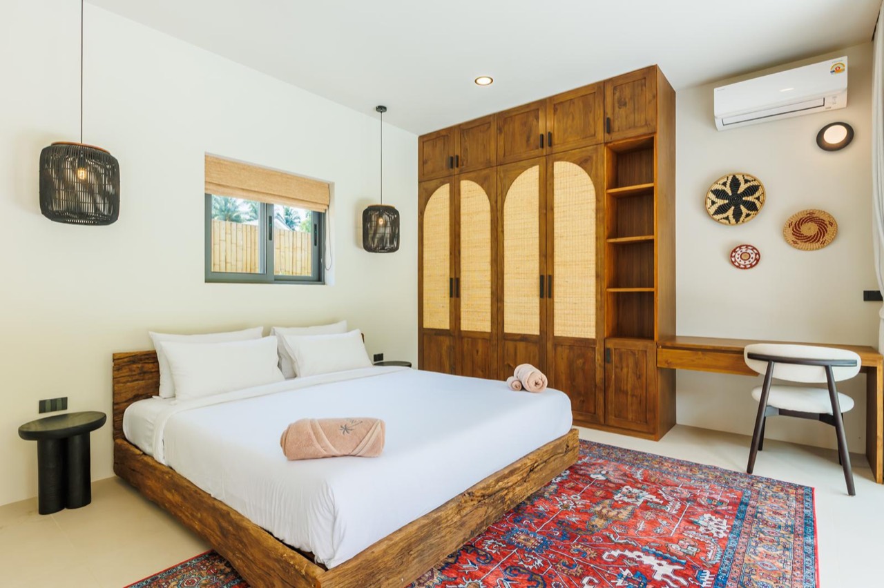 Double bedroom and wardrobe at Nobella, Koh Phangan
